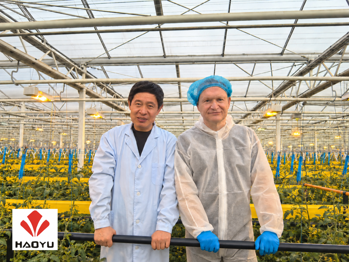 Wim van der Ende with Mr Zhao at Shandong Haoyu Horticulture Technology Co., Ltd.